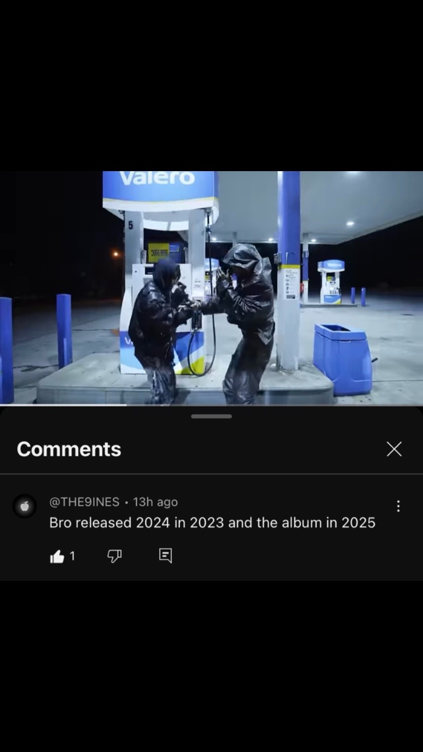 @⃟
