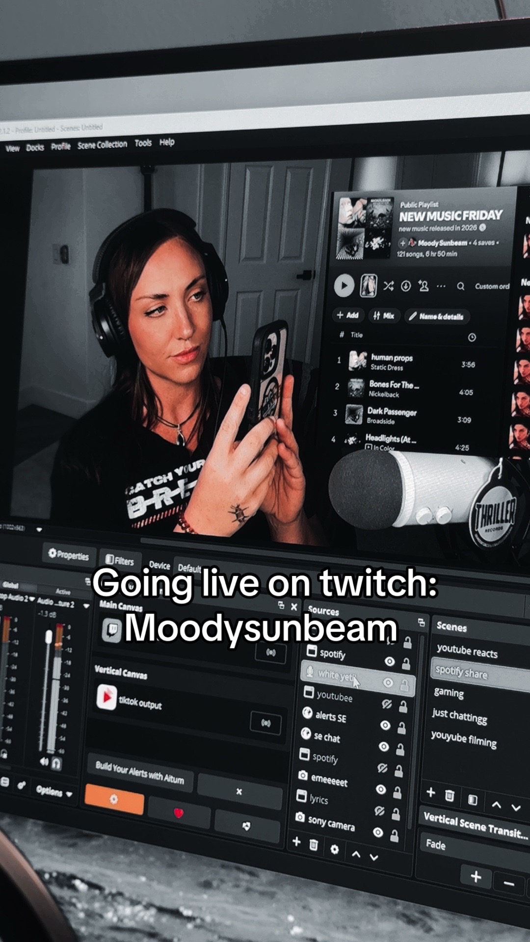 @𖤓 MOODY SUNBEAM 𖤓