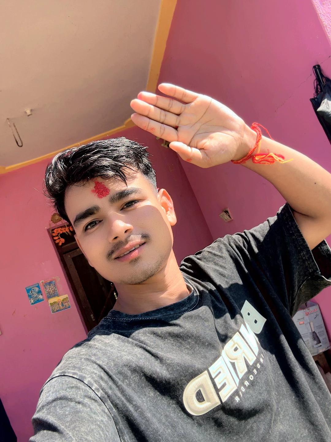 @Arjun Bohara 🌺❤️