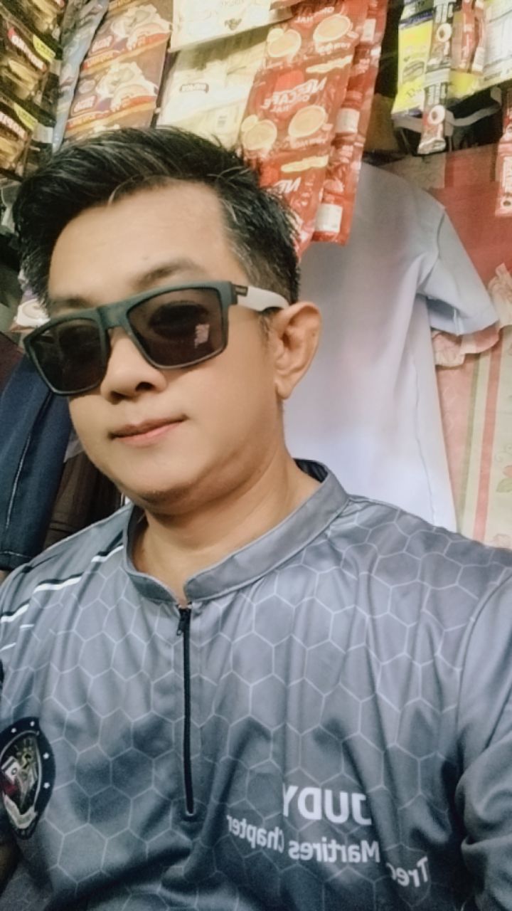 @Black&Red
