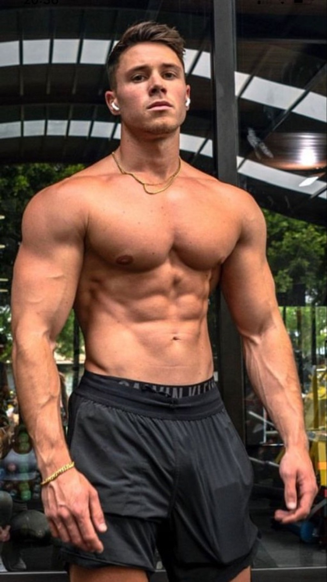@MuscleGods