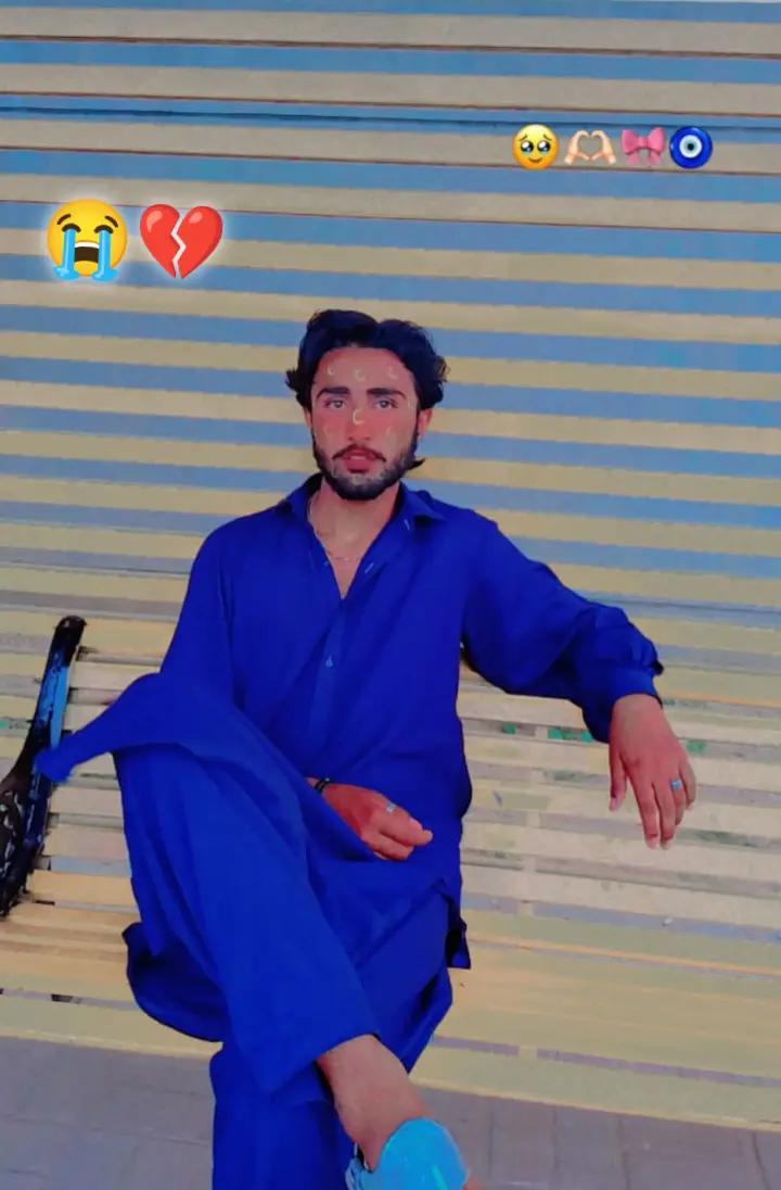 @𝐒𝐈𝐑𝐀𝐉 💔🥀🌈