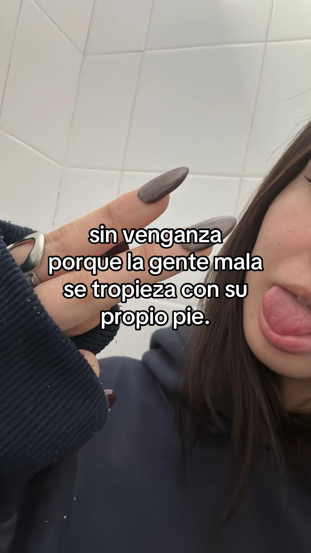 @💋🫵🏻