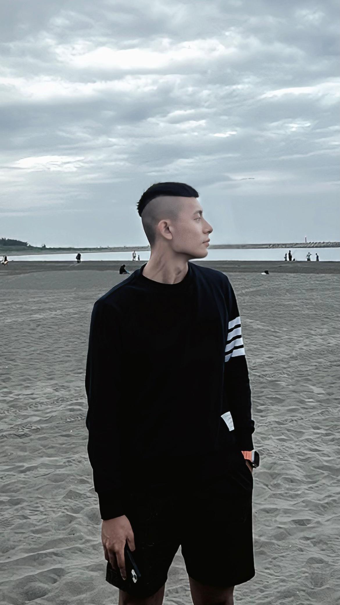 @陳浩南.