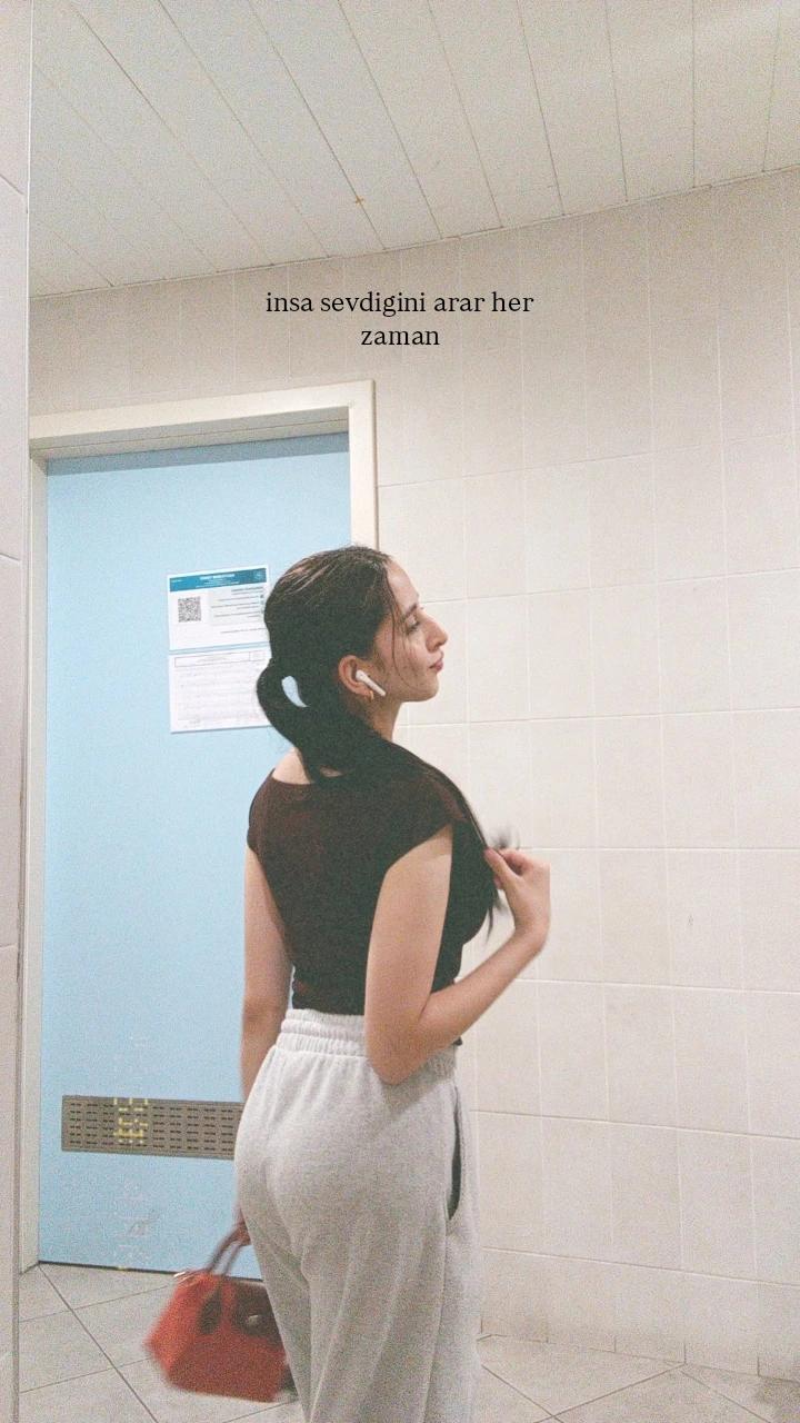 @81eminee