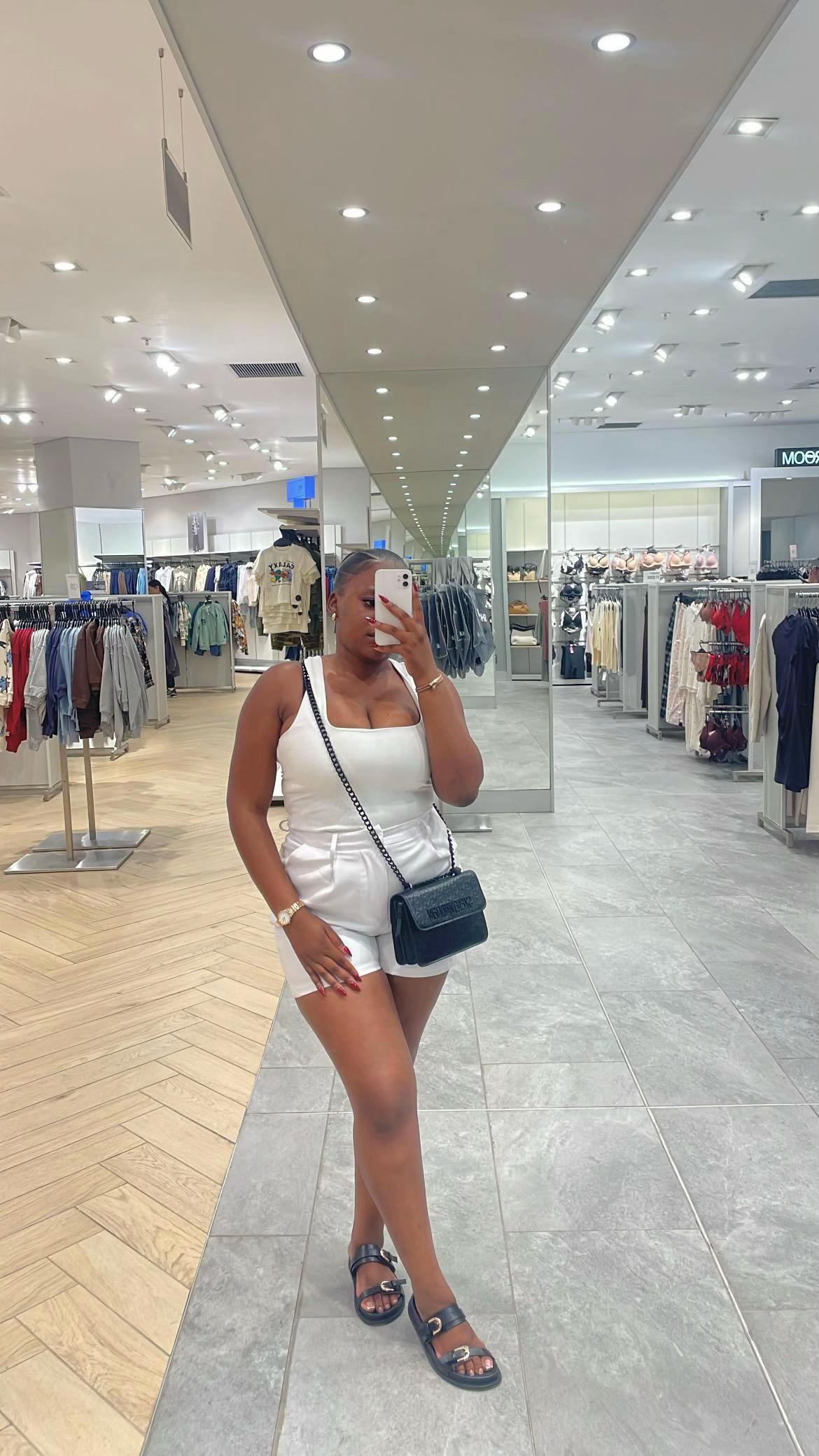 @umazungu08