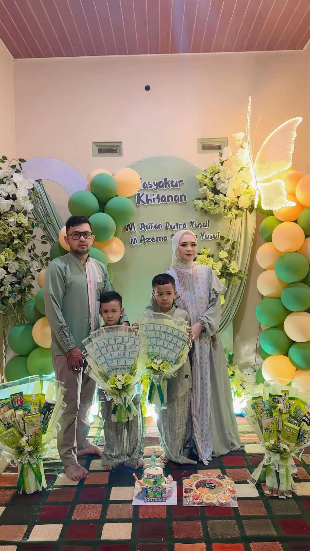 @Eka Siti Hasanah