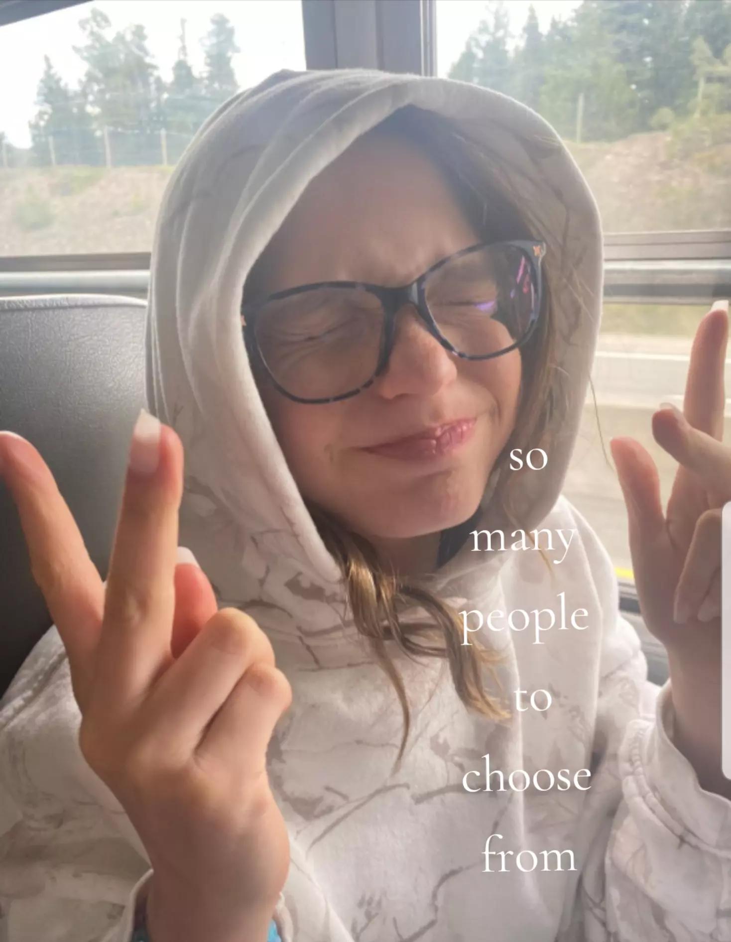 @𝓴𝔂𝓻𝓲𝓮