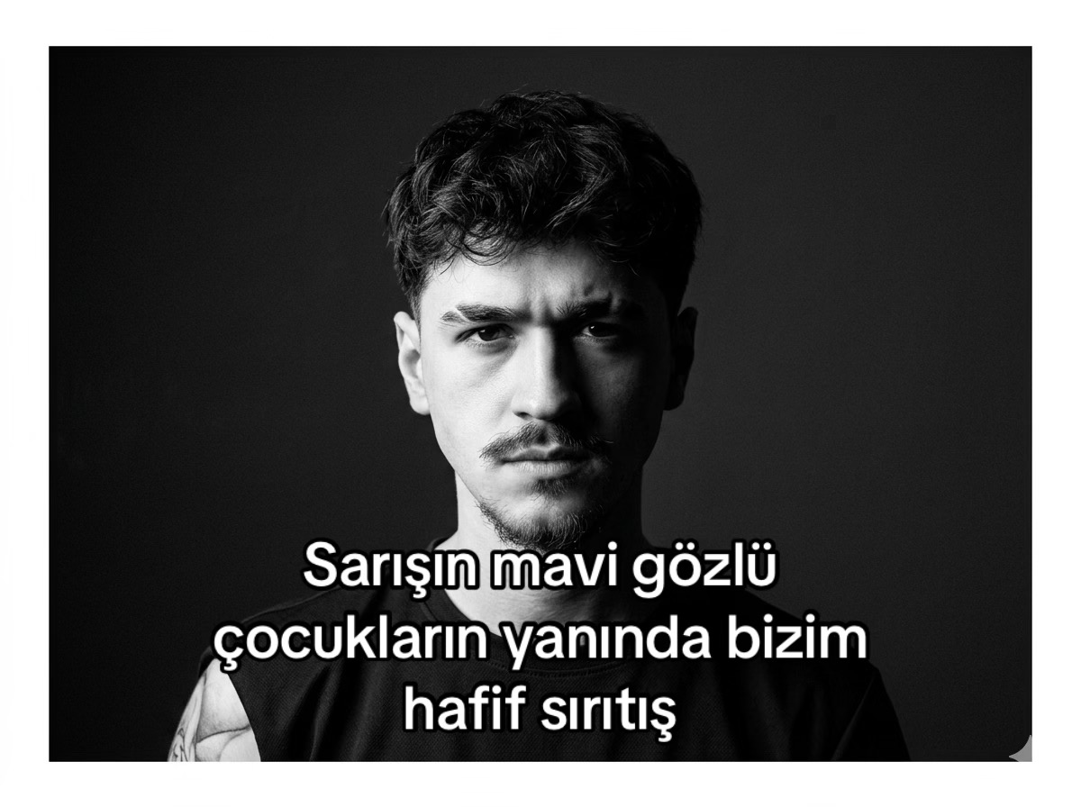@🦊