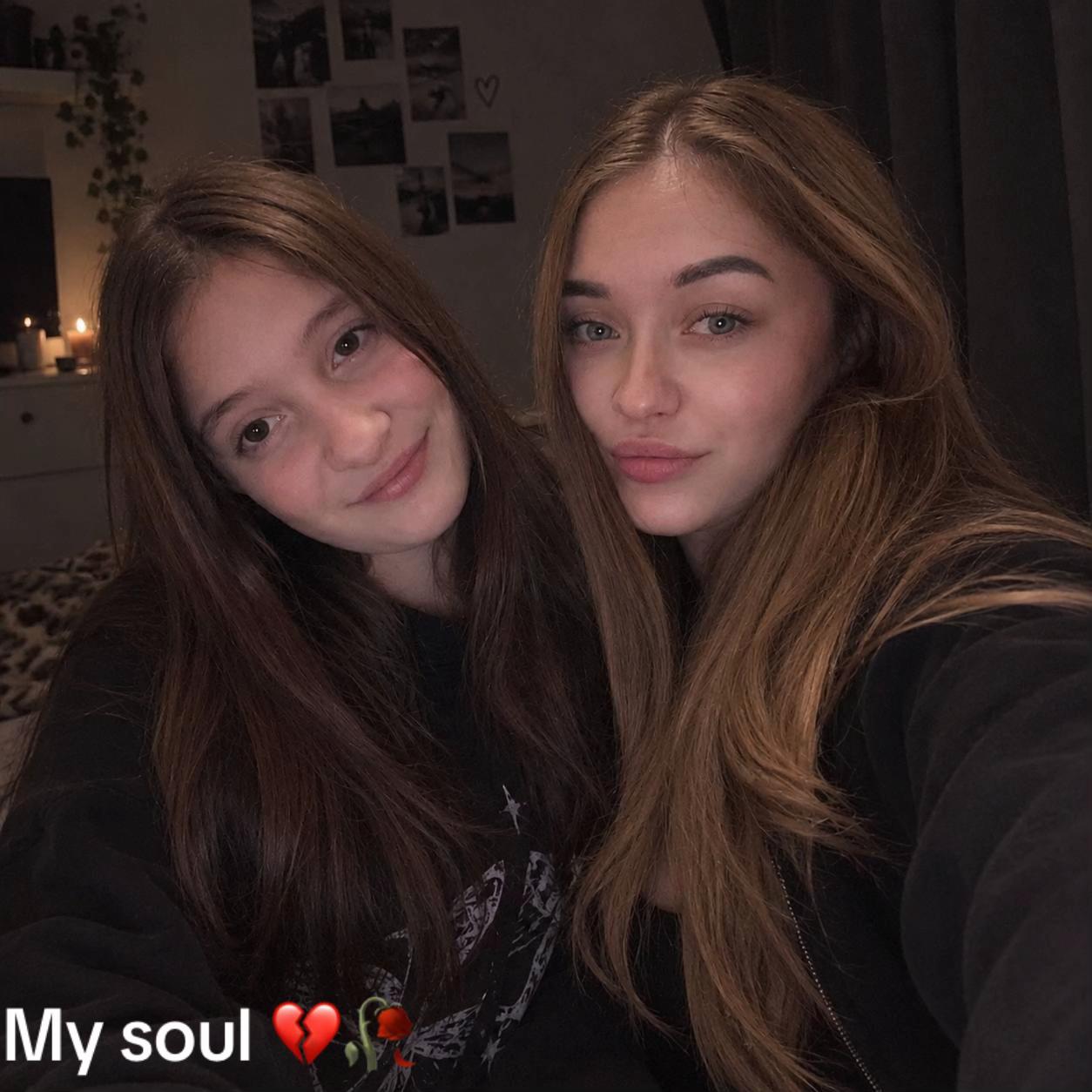 @Elly_thoughts