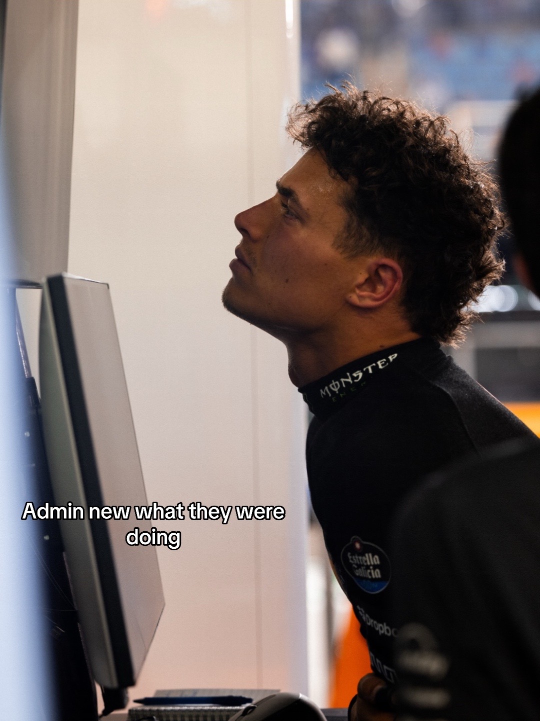 @🏎️
