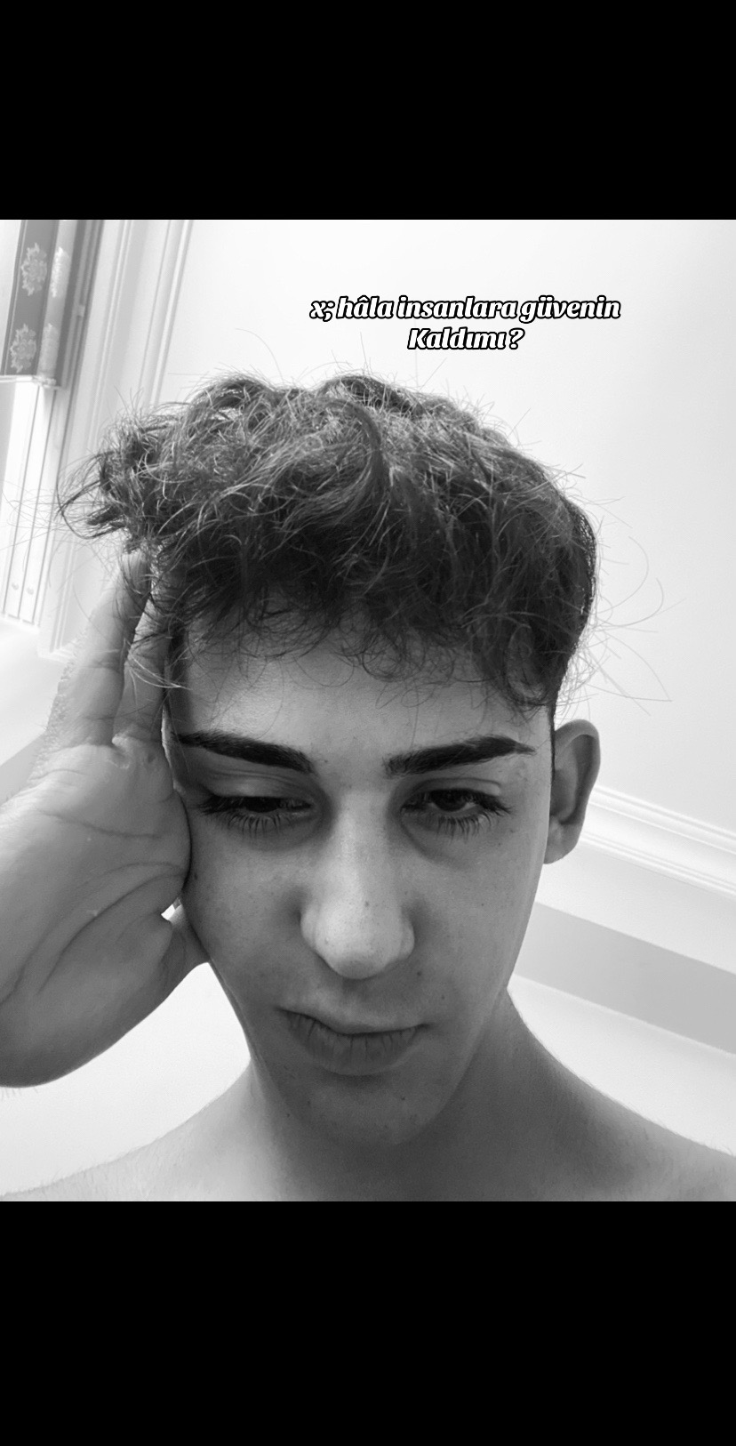 @v4hit