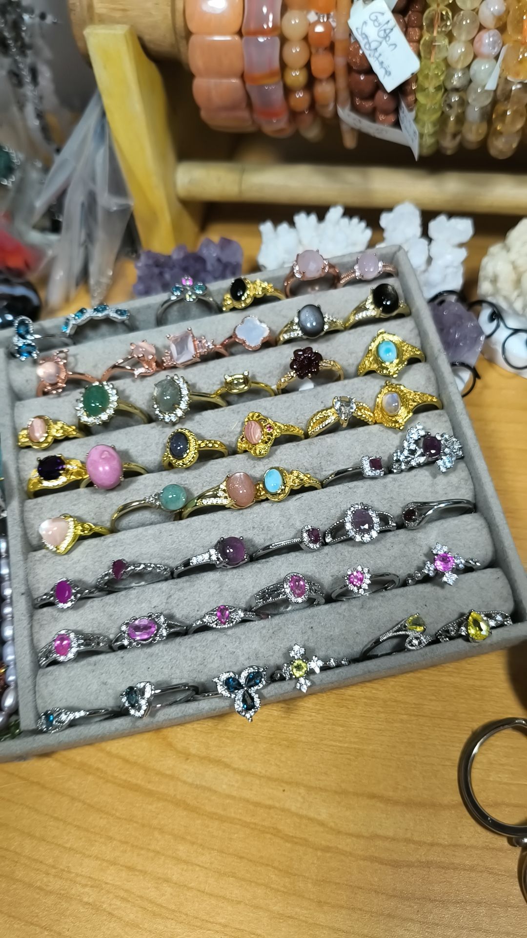 @crystal barang penting