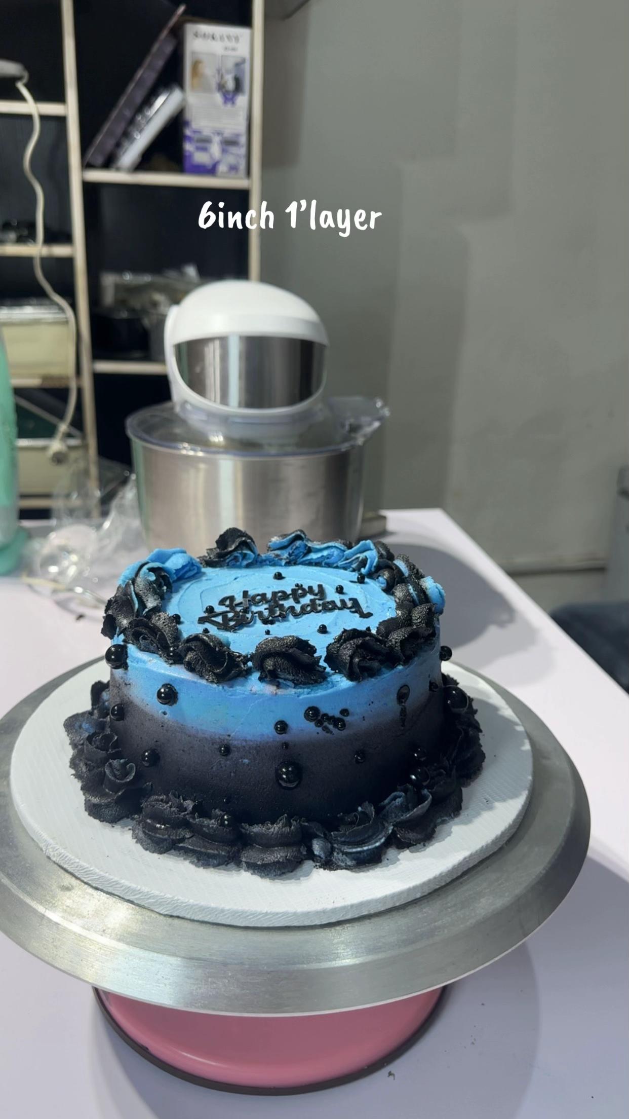 @Cake vendor in Auchi ๐ฐ