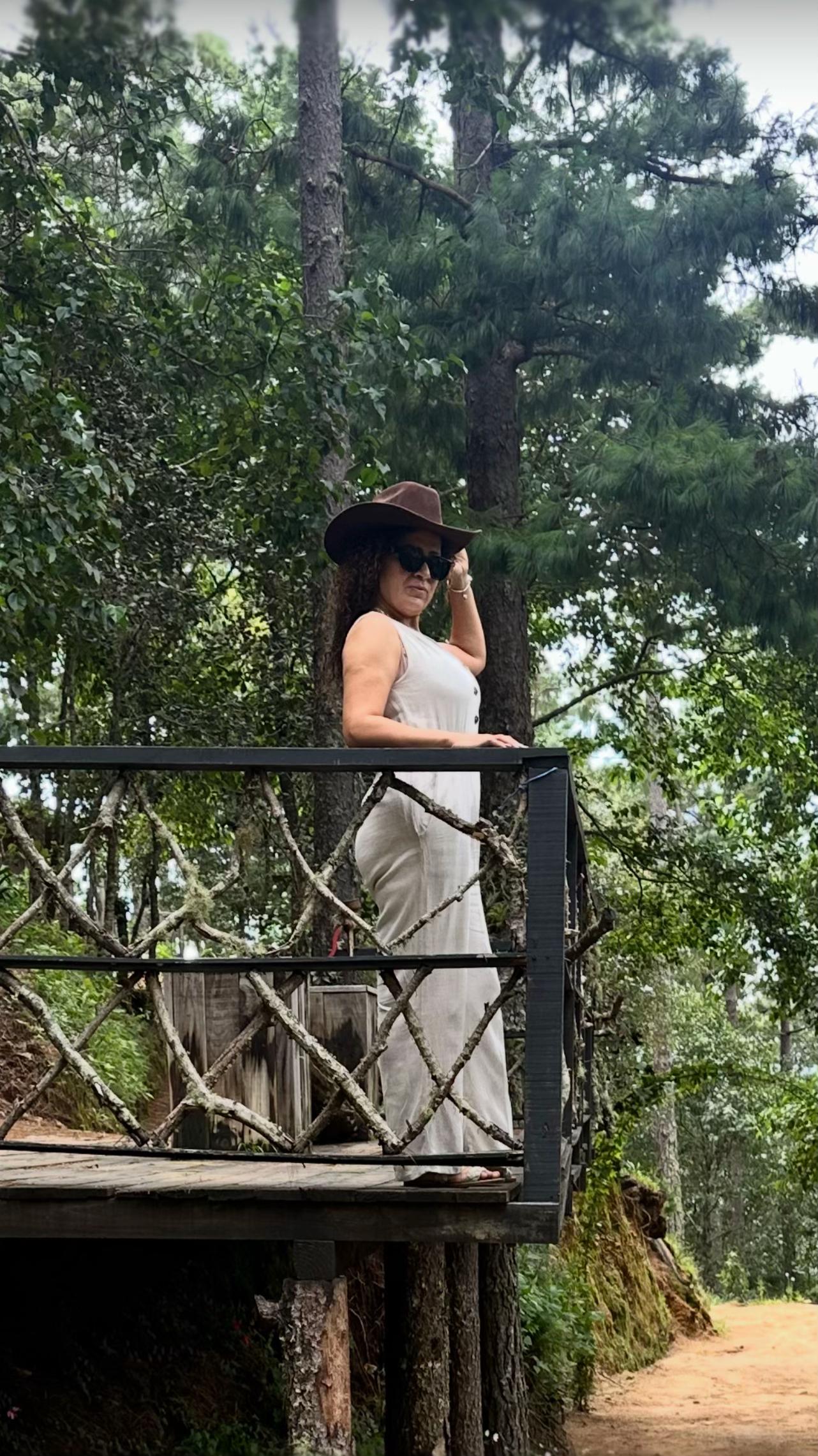 @Ana