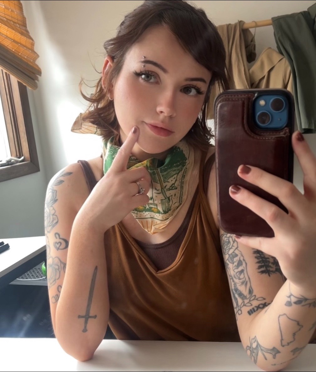 @karliebbrooks