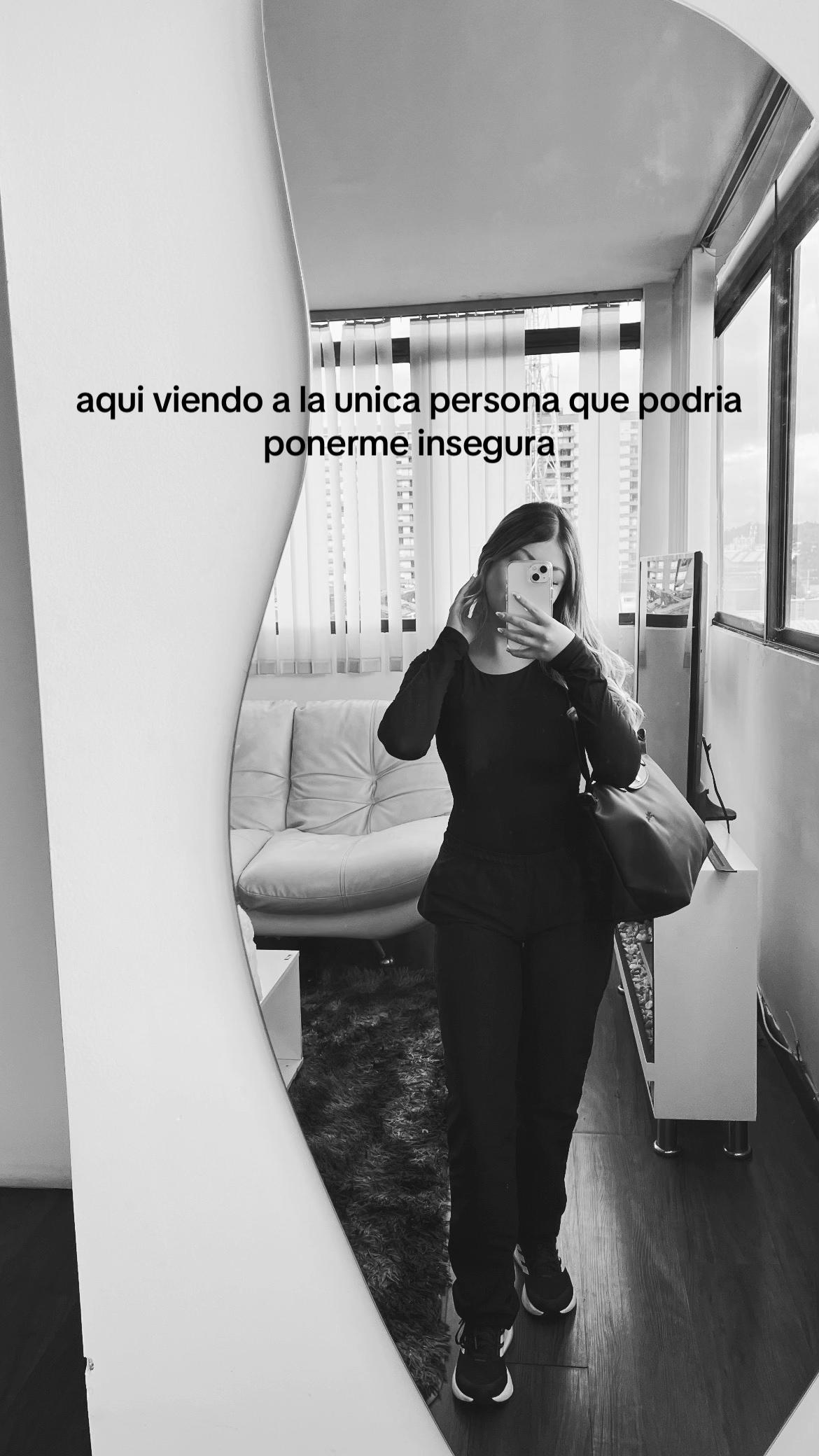 @𝐯