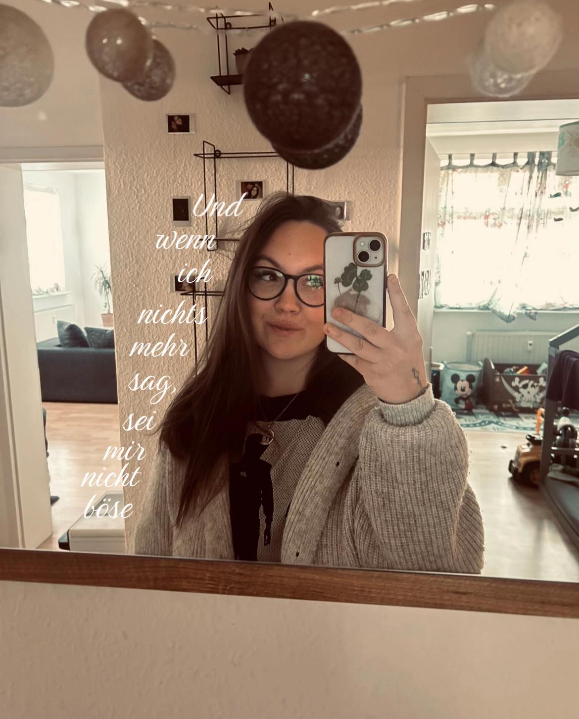 @Gina - Marie 🦋