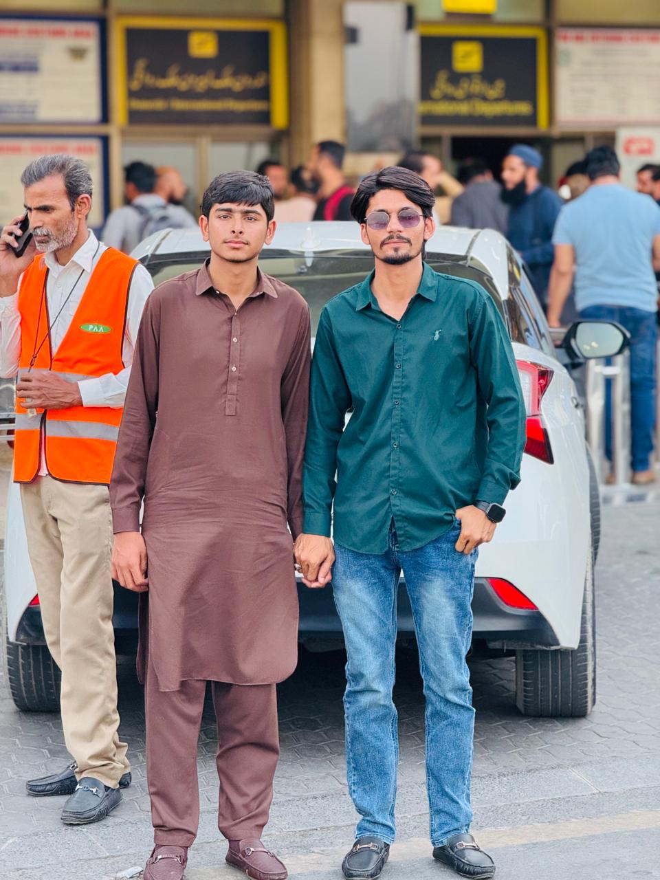 @Awais g