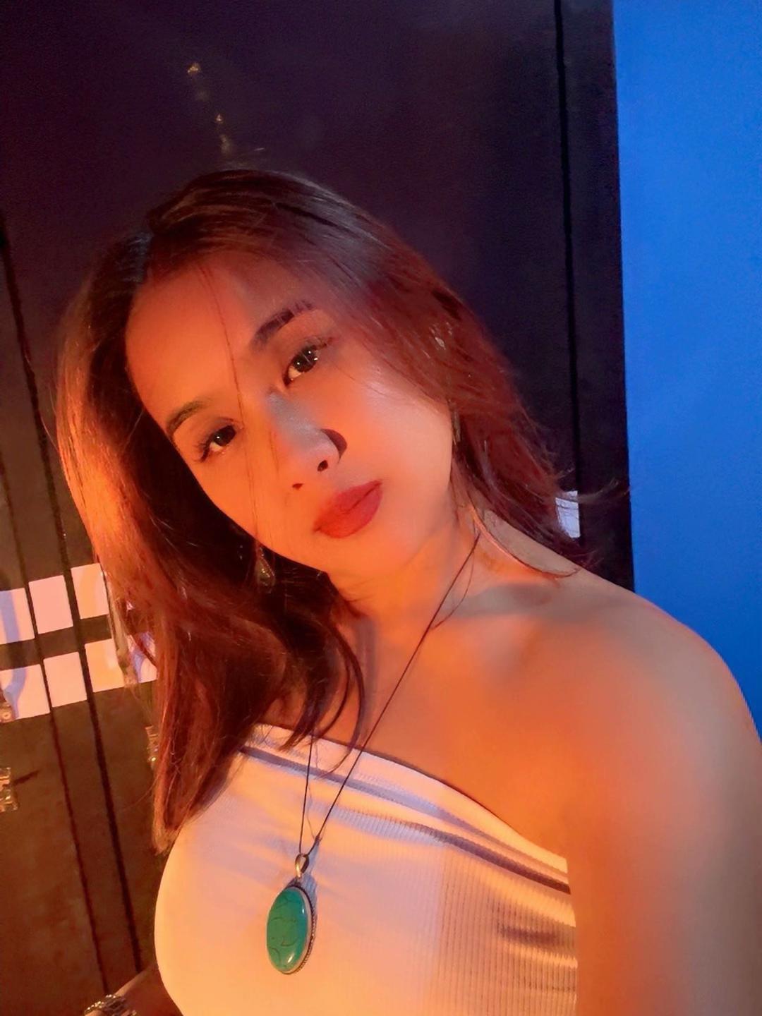 @Moon🦋🌙