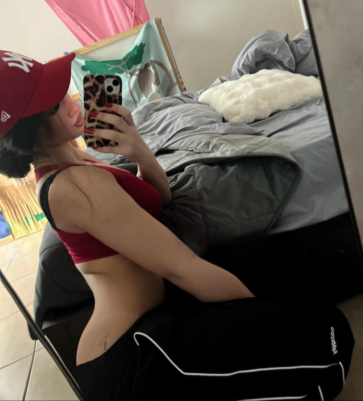 @𝑵𝟐𝟐
