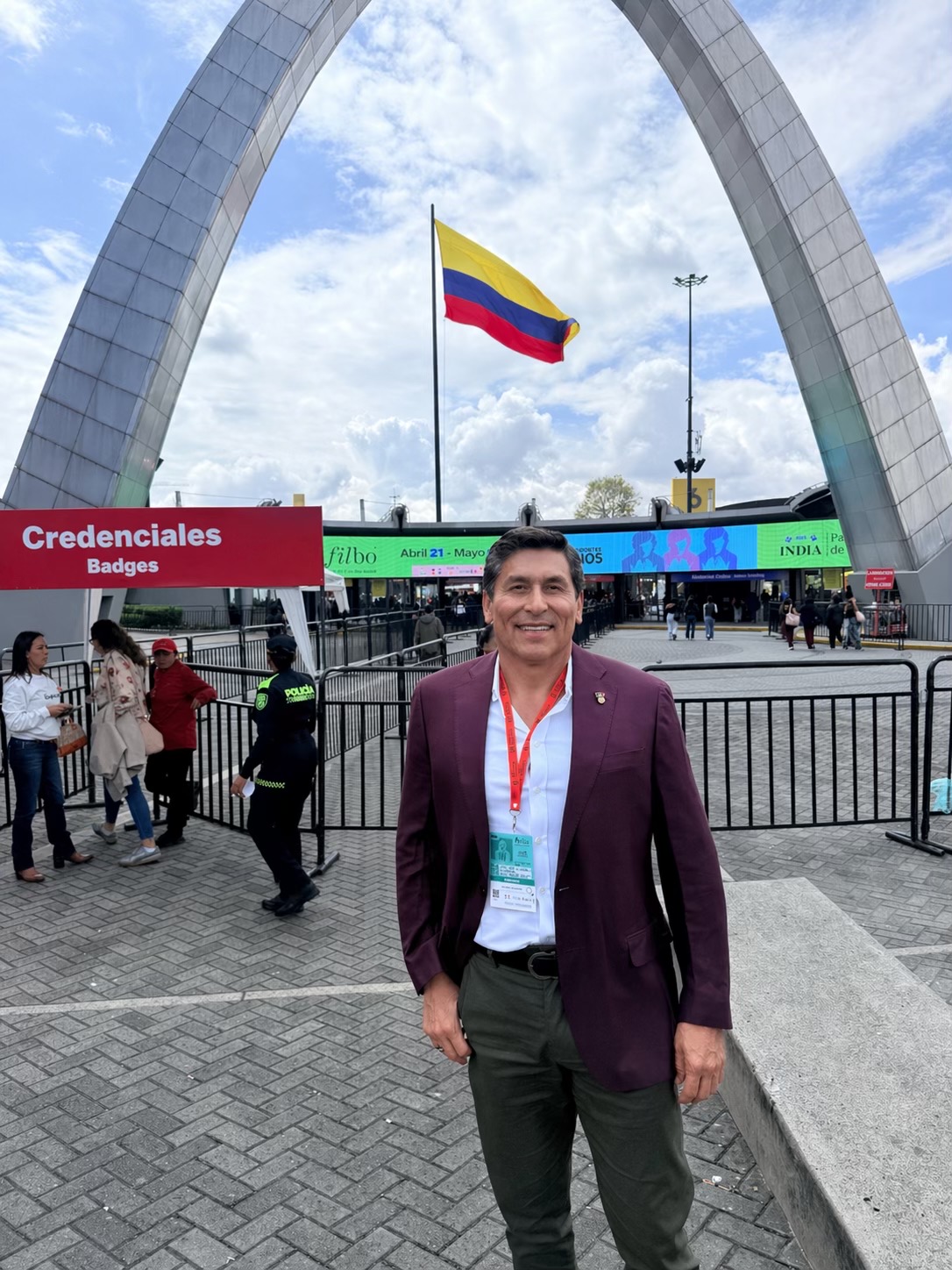 @C&eacute;sar Lozano