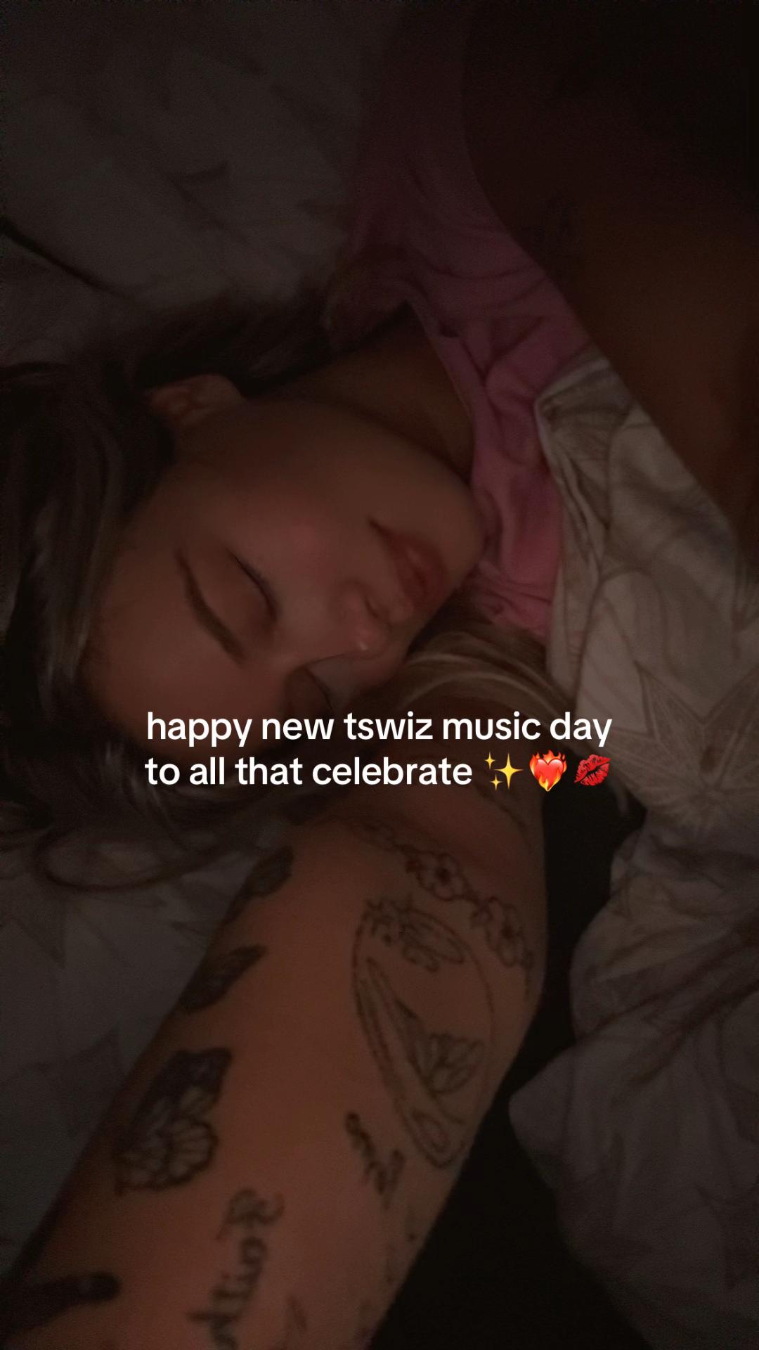 @toriclxx