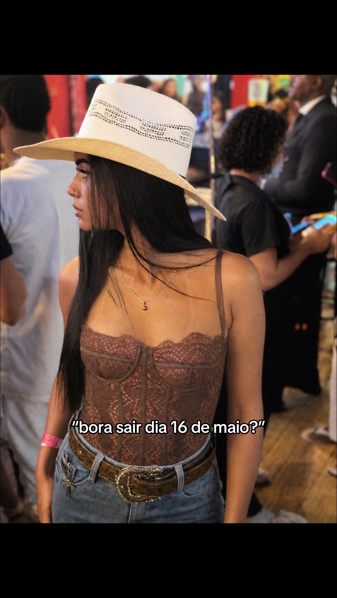 @Julia Matias