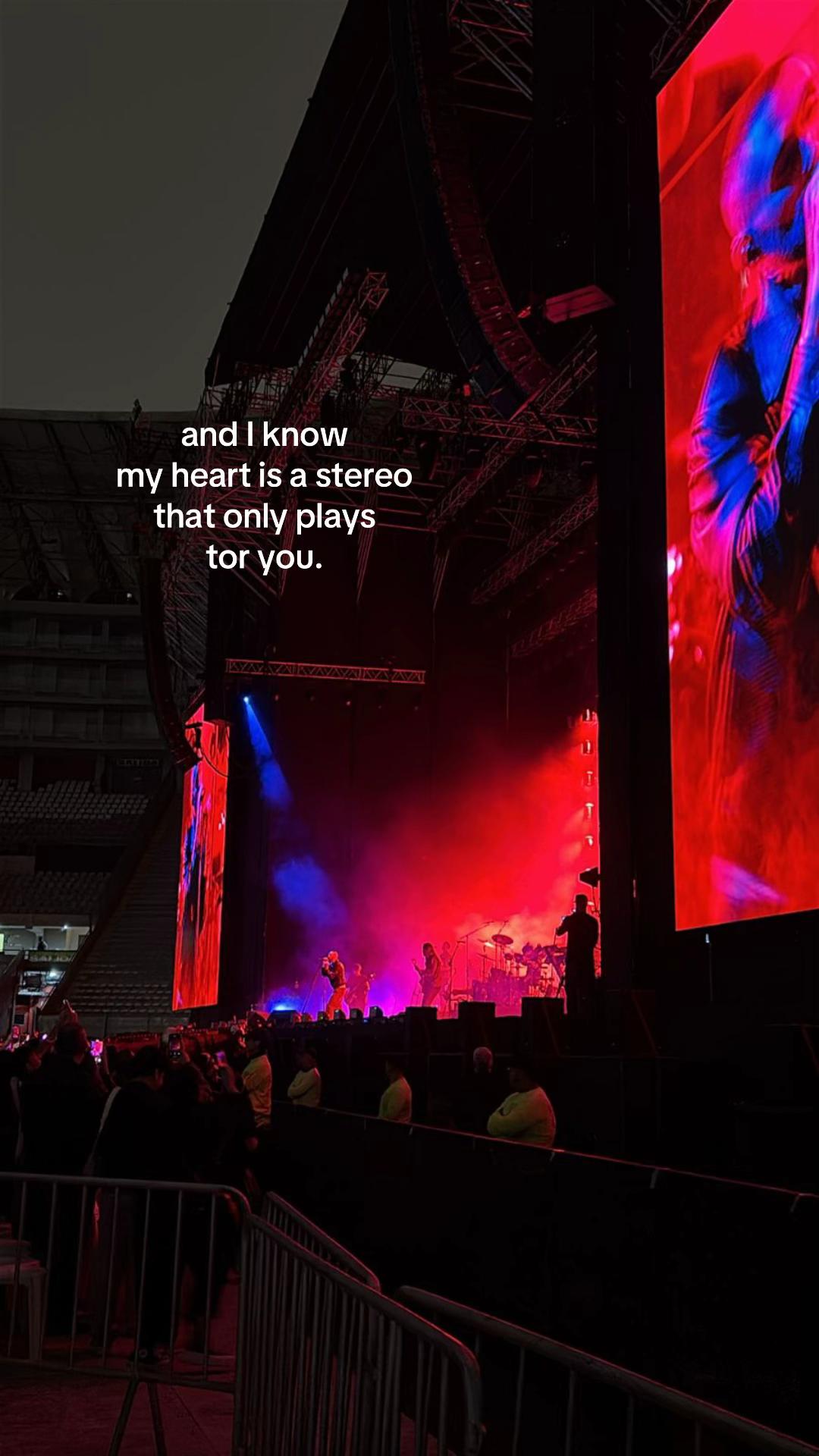 @𝑀𝑎𝑟𝑖𝑓𝑒𝑟 ♡