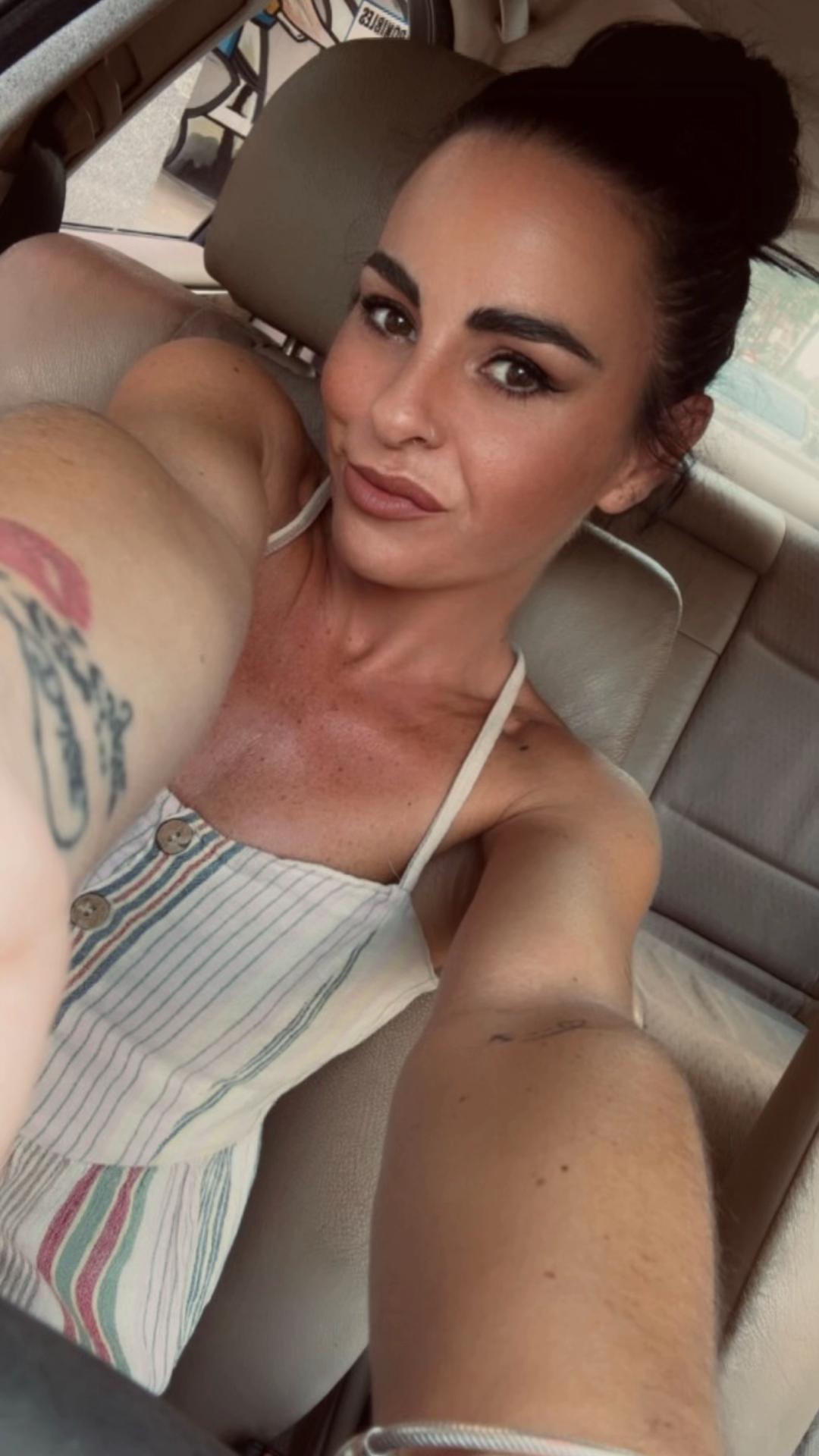 @LauraTaL🤍✨