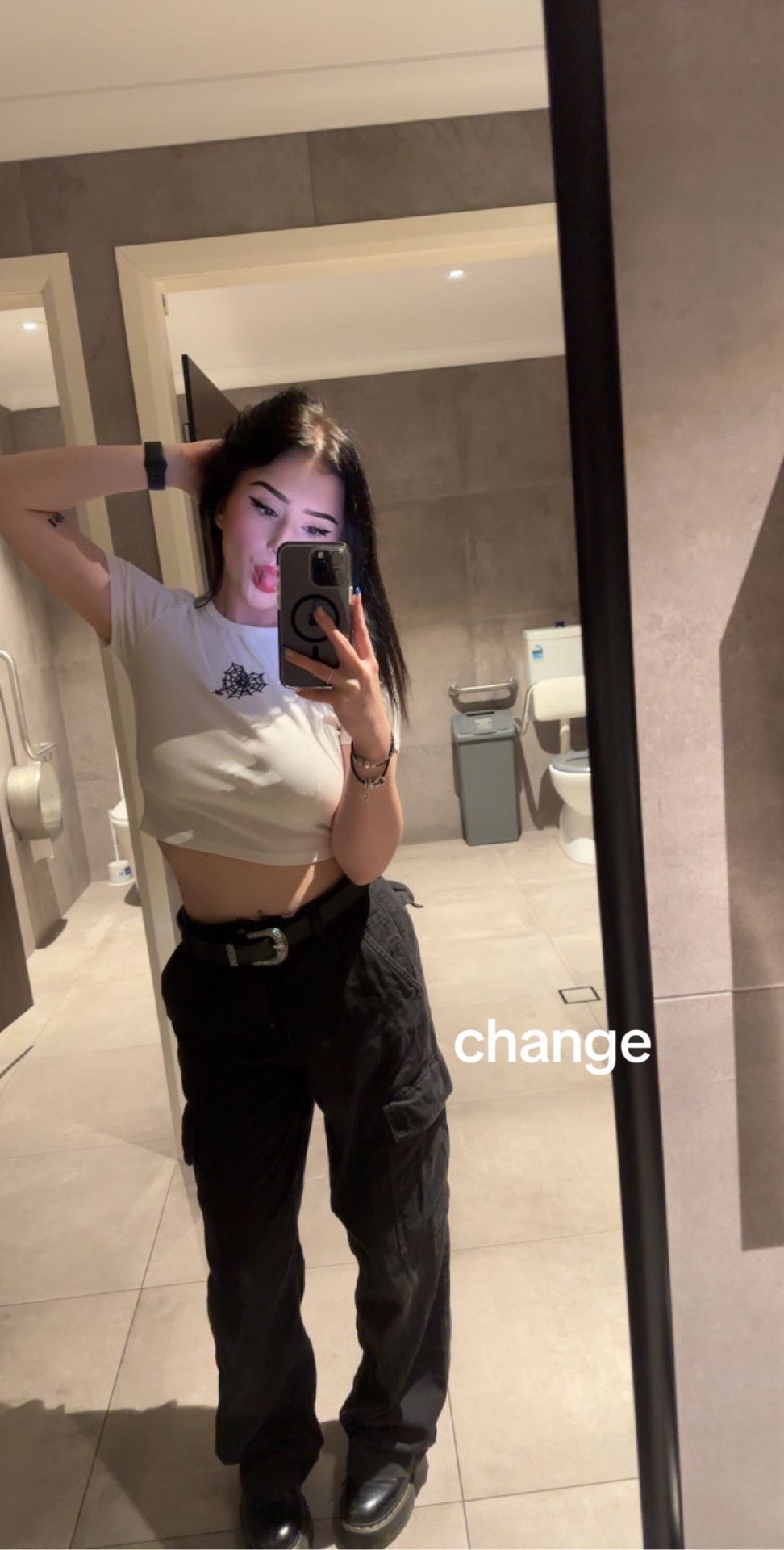 @Coco🖤✨