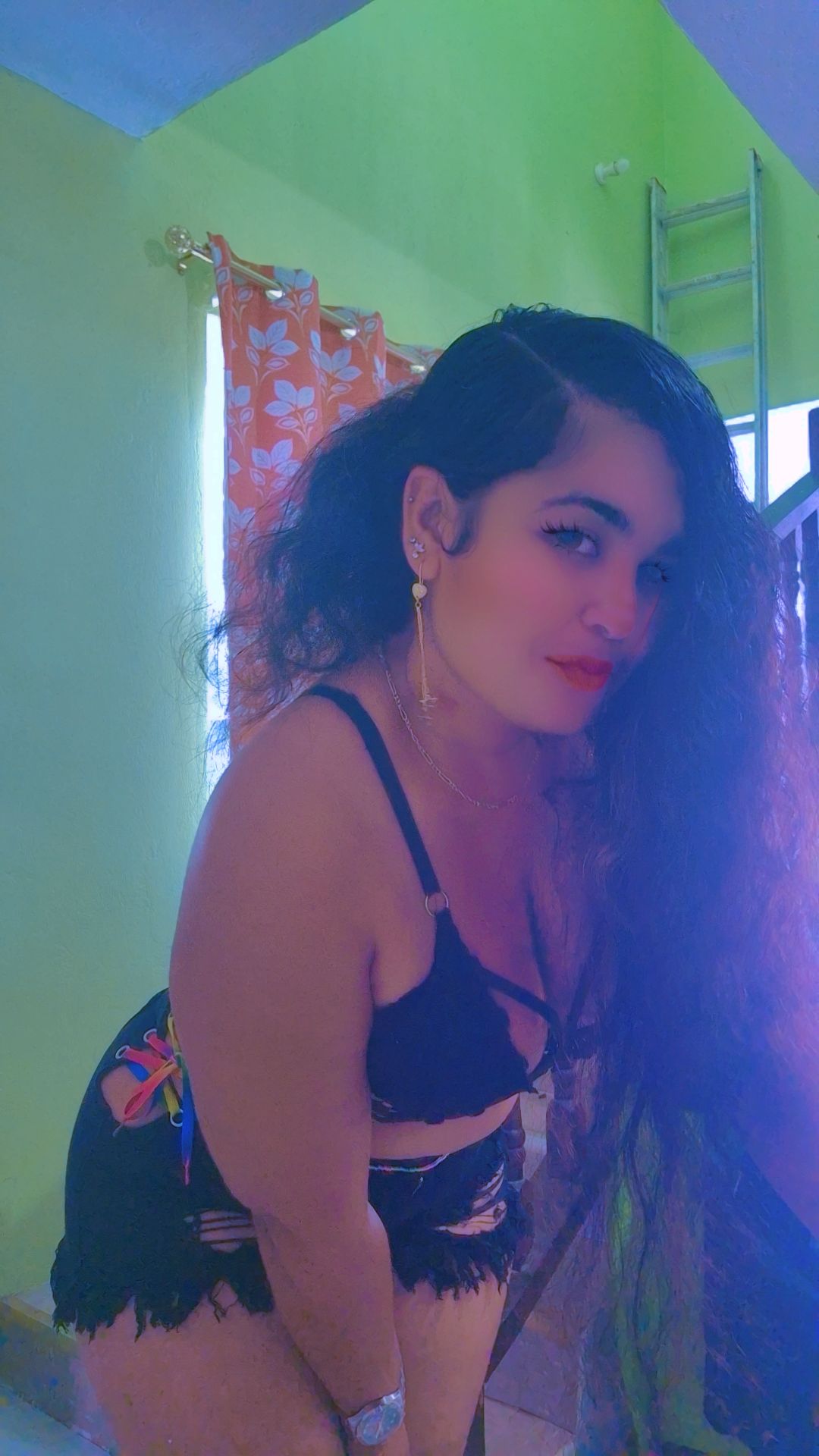 @Glamourous Shoba