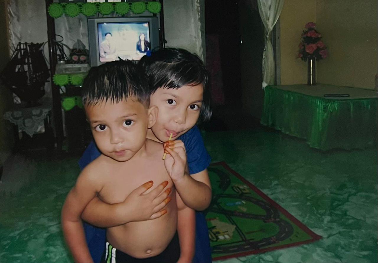 @Anissss