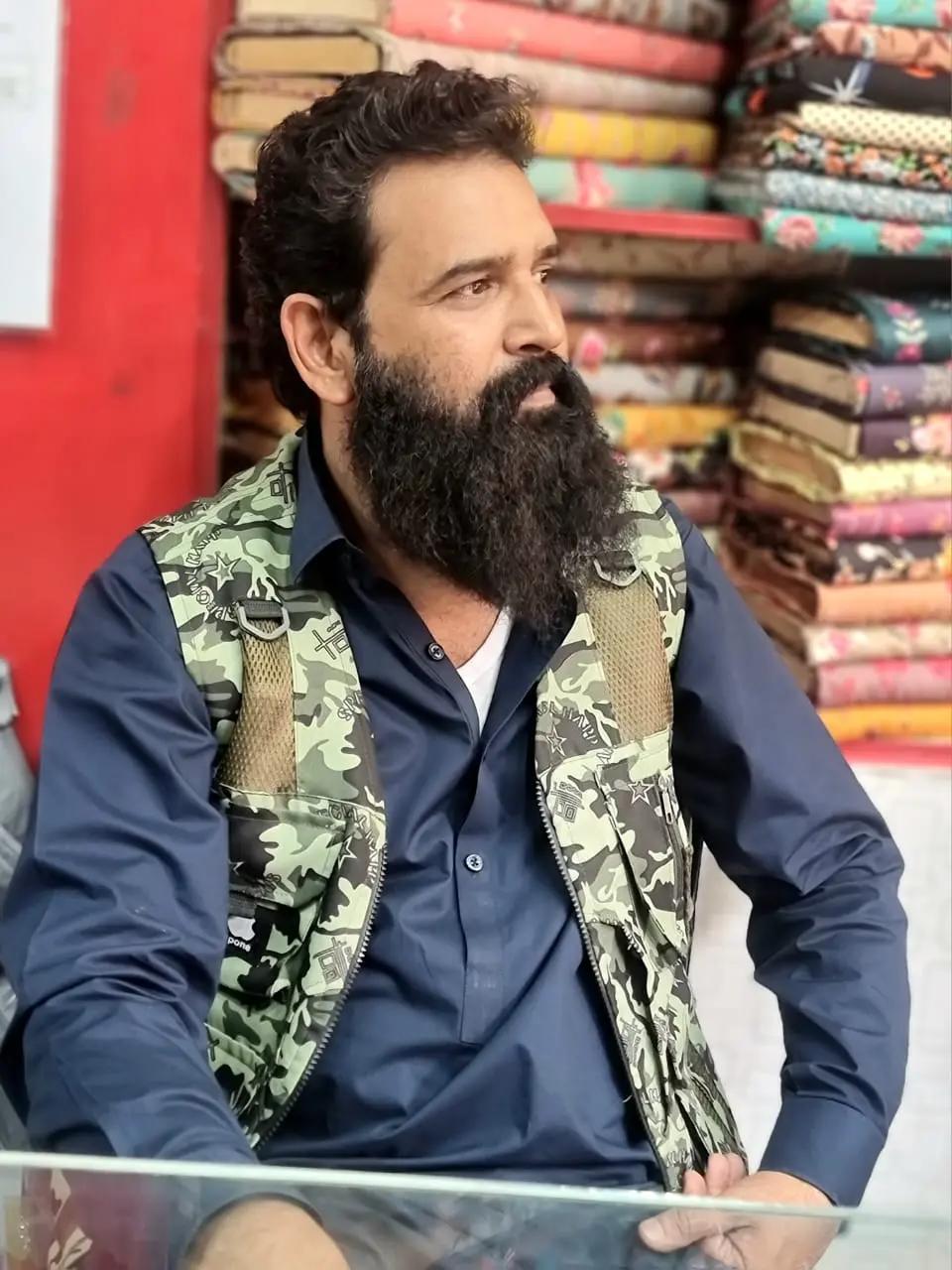 @tallat riaz