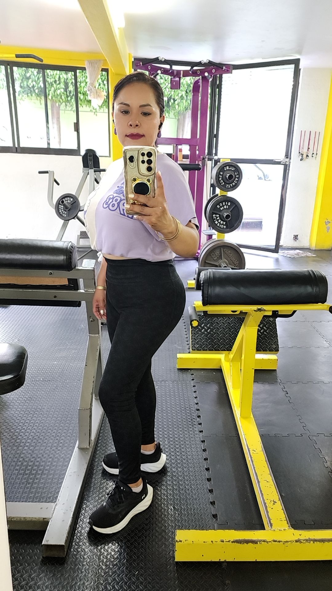 @LUCERO222