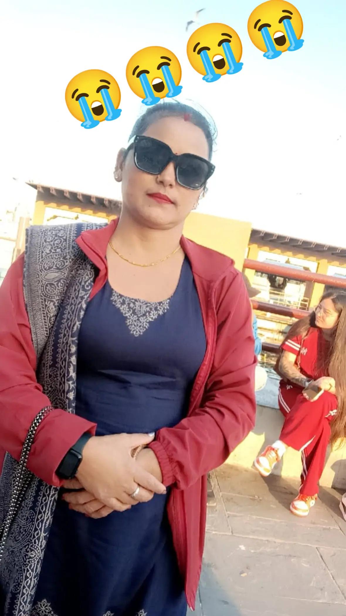 @Roshani..❤️