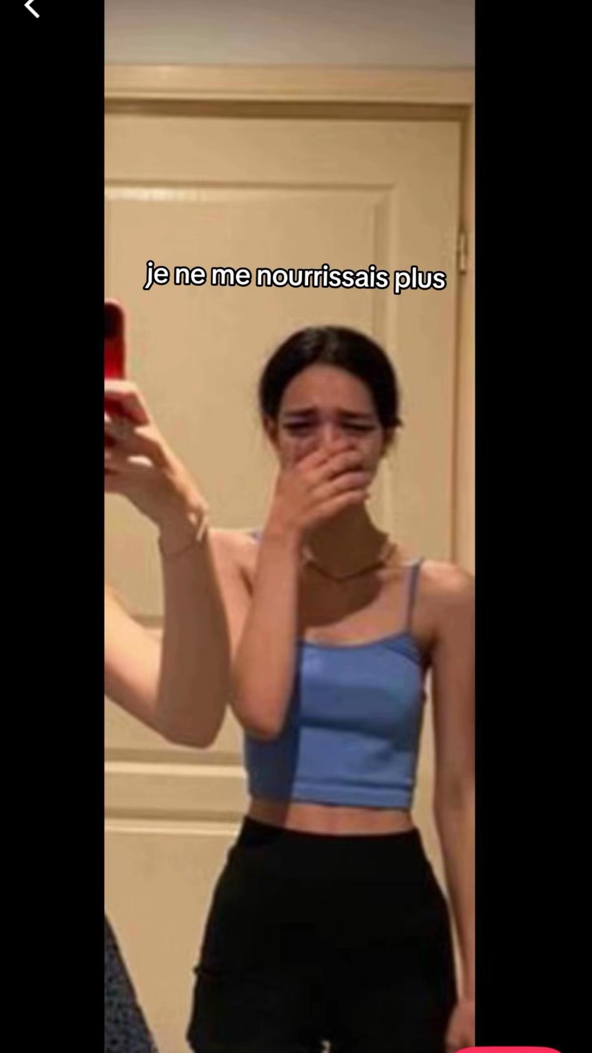 @๐๐
๐๐