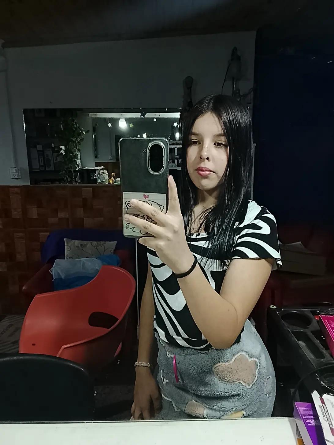 @Yeni 💋😍