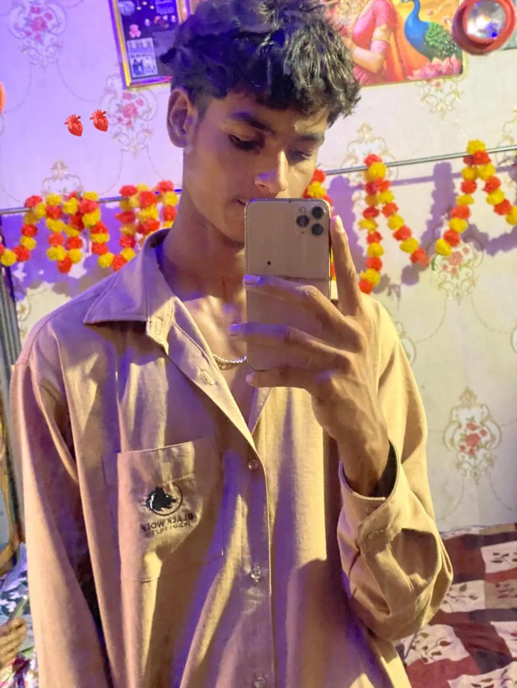 @👀Aakash Mandal👀👑