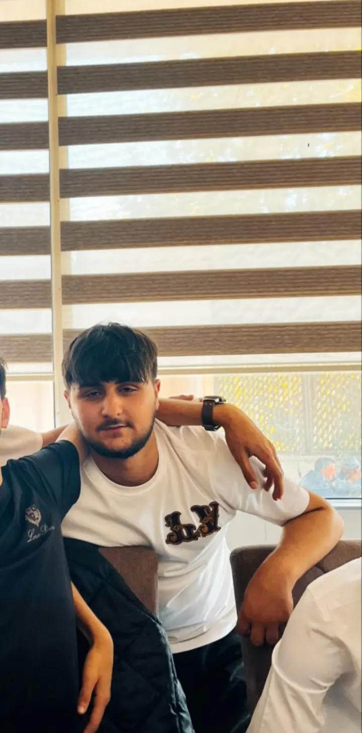 @Elish_