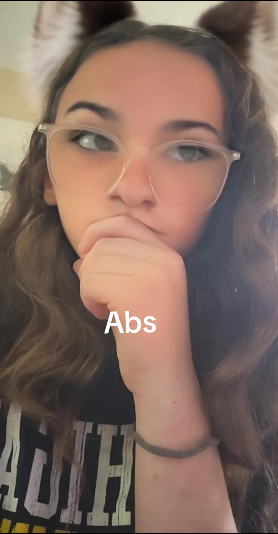 @✨😝𝖇𝖆𝖎𝖑𝖊𝖞✨ 🥱