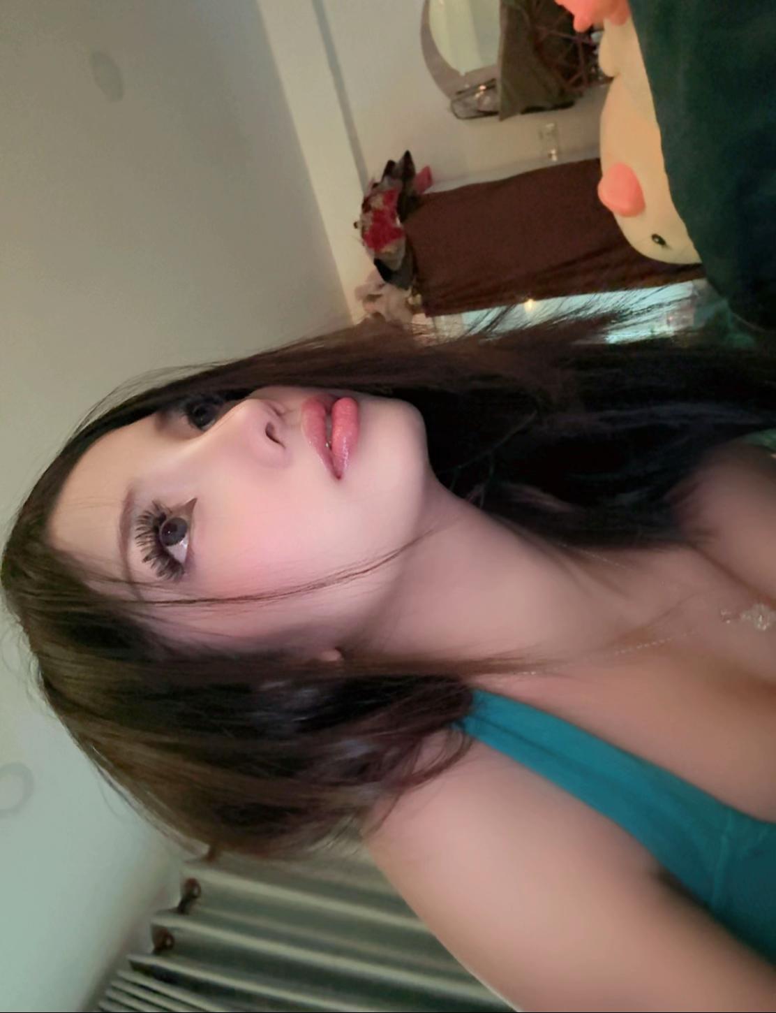 @viinaa147