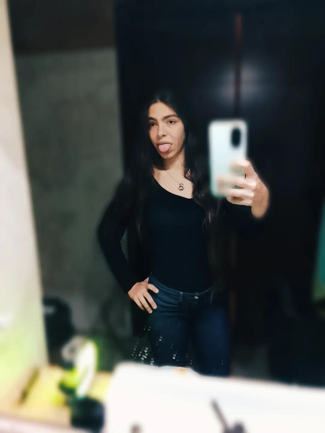 @Adriana Checaa