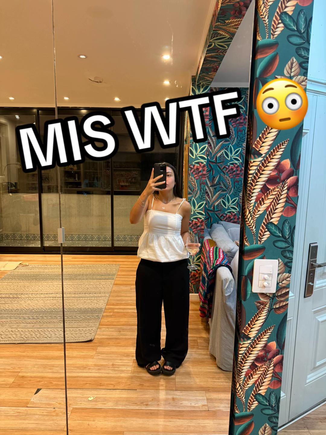 @theyknowlara