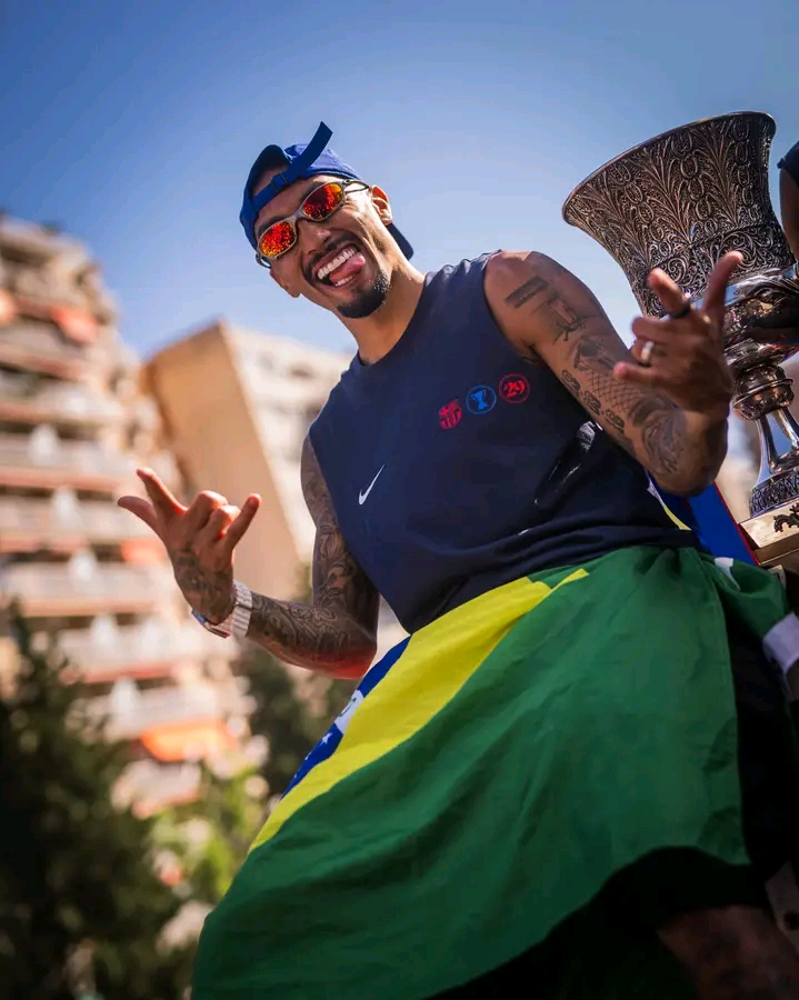 @Touré