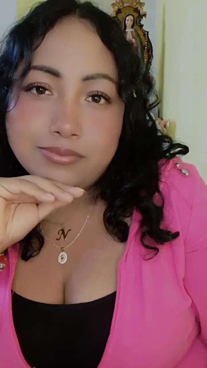 @❤️🔥🦄ᶜʰⁱⁿᵃ Bb 👑♑️🦋