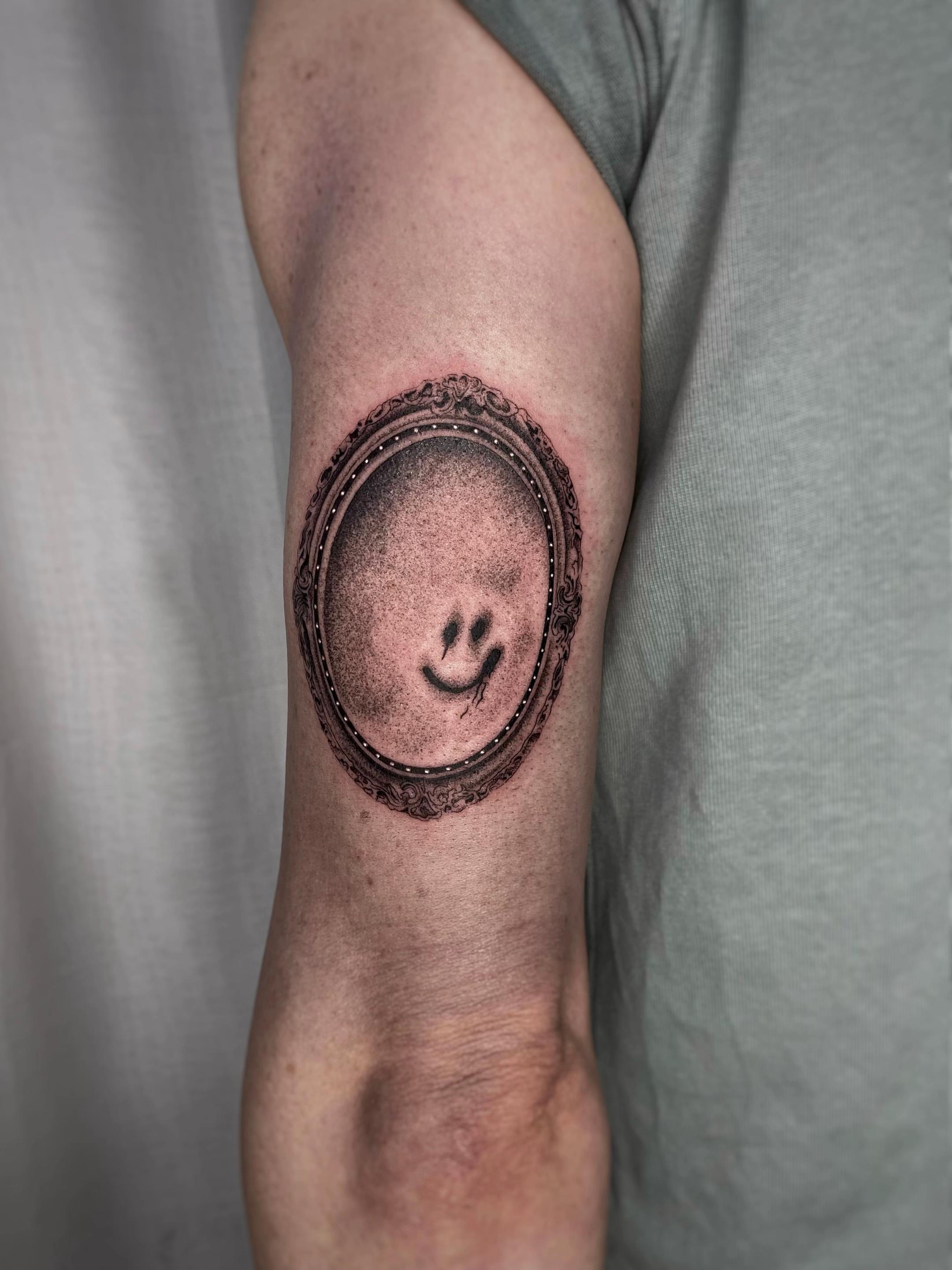 @eliza.supe.tattoo