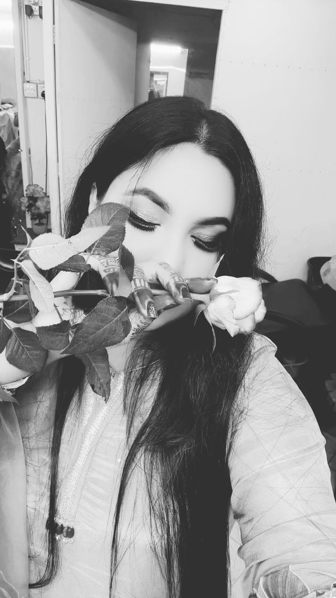 @Oishi_Jahan