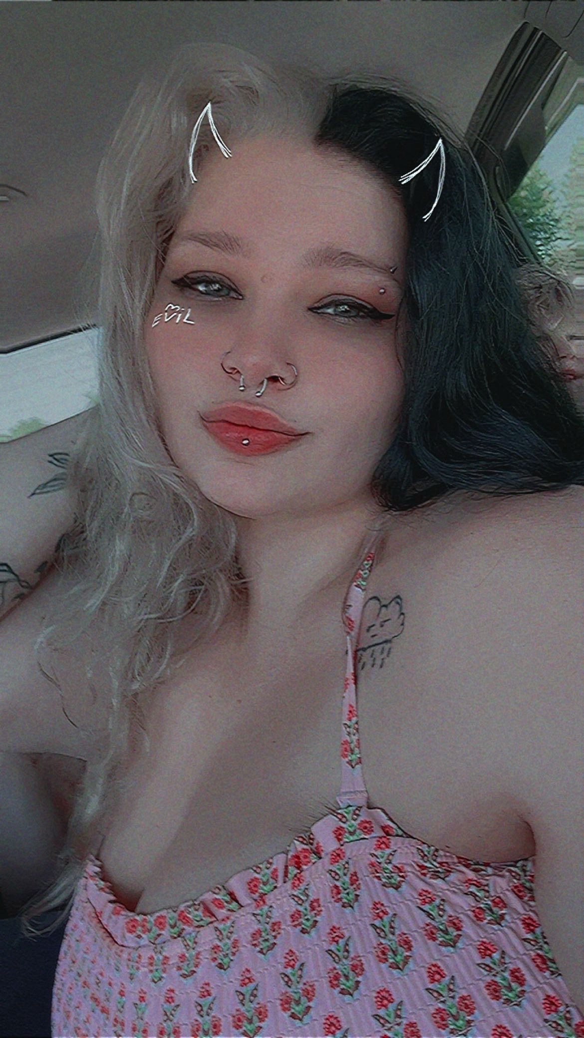 @Liv