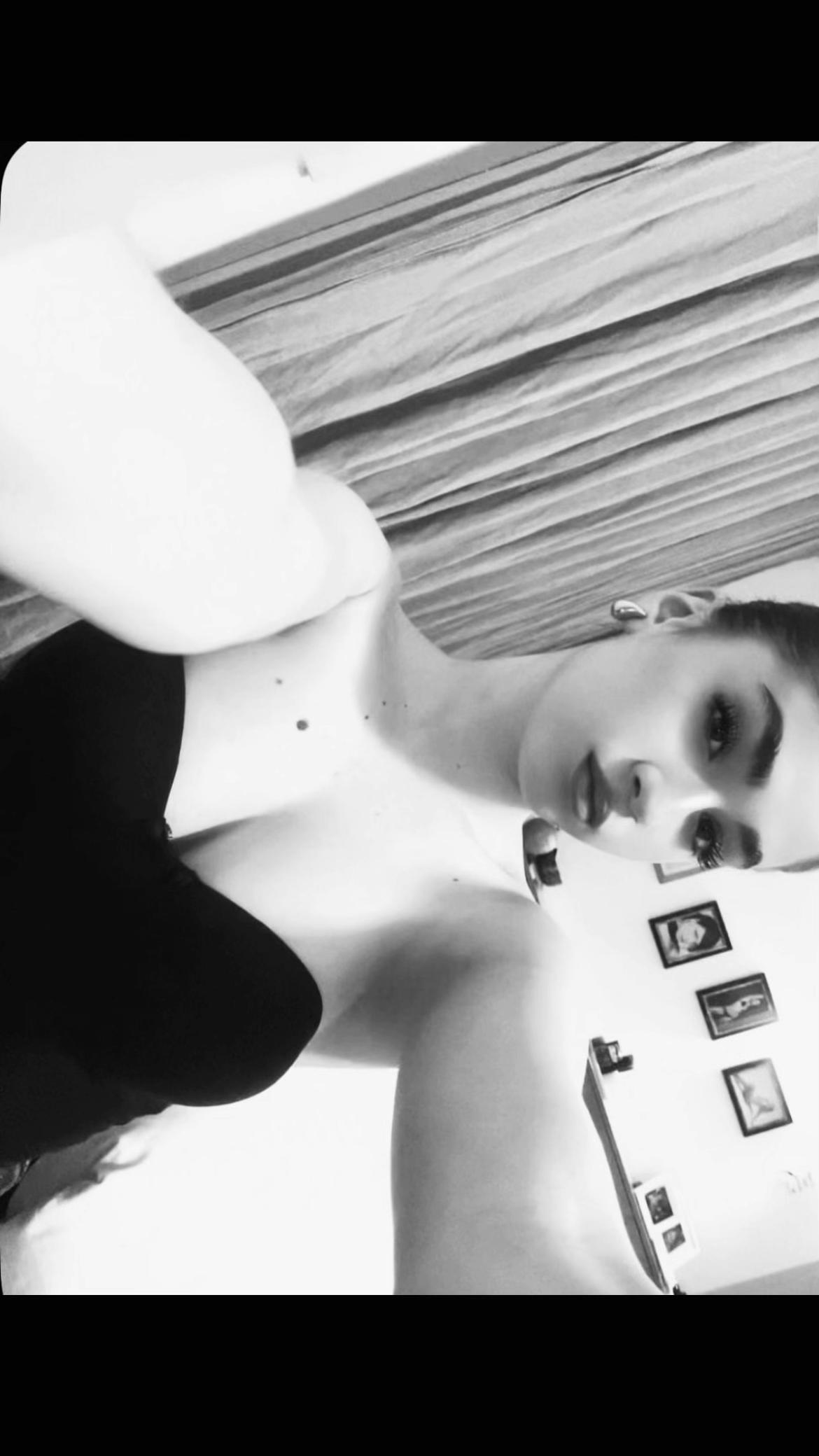 @violamessinaa